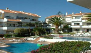 Holiday apartment to rent in Los Cristianos Tenerife 4 pools v2